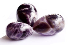 Natural Amethyst Jade Yoni Egg - The Glass Dildo @ theglassdildo.co.uk