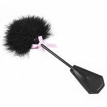 The Bird Feather Clit Tickler - The Glass Dildo @ theglassdildo.co.uk