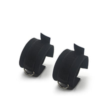 The Gagged Restrainer - The Glass Dildo @ theglassdildo.co.uk